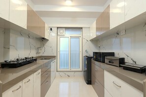Fridge, microwave, stovetop, electric kettle