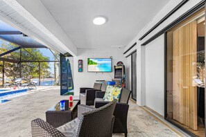 Unclassified image, 2 of 47, button - Palms on the Canal | House in Cape Coral with direct water access (Cape Coral)