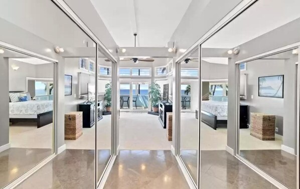 4 bedrooms, desk, iron/ironing board, travel cot