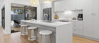 Renmark River Villas No 52 (with pool) - "The Bellagrove Villa"