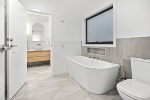 Bathtub, hair dryer