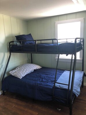 2 chambres, draps fournis