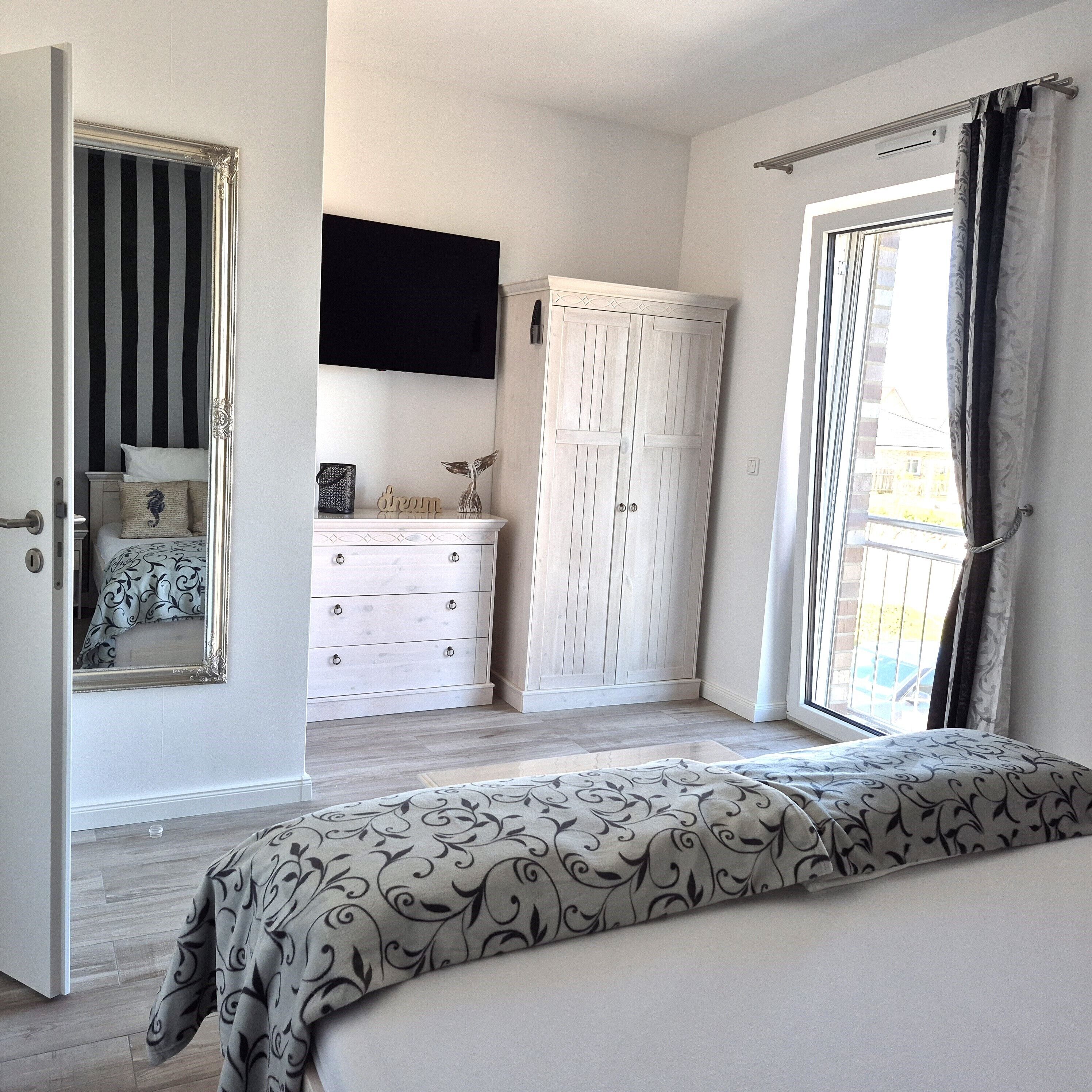 2 Schlafzimmer, Reisekinderbett, kostenloses WLAN, Bettwäsche