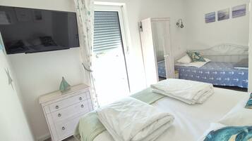2 Schlafzimmer, Reisekinderbett, kostenloses WLAN, BettwÀsche