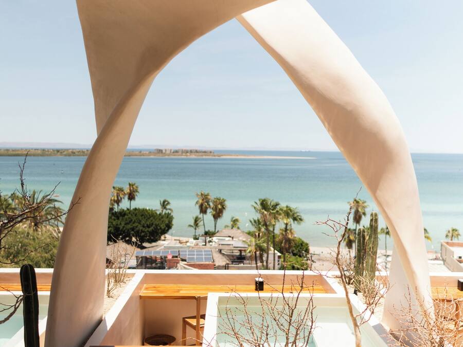 6 piscinas al aire libre