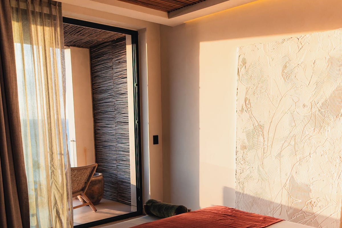 Deluxe Ocean View | Premium bedding, down duvets, minibar, in-room safe