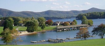 Libby's Lake View on Smith Mountain Lake - Inquire about long term rentals!