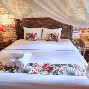 Deluxe Villa, 3 Bedrooms, Private Pool, Garden View | 3 bedrooms, down comforters, memory foam beds, in-room safe - Danaya's villa (Ubud)