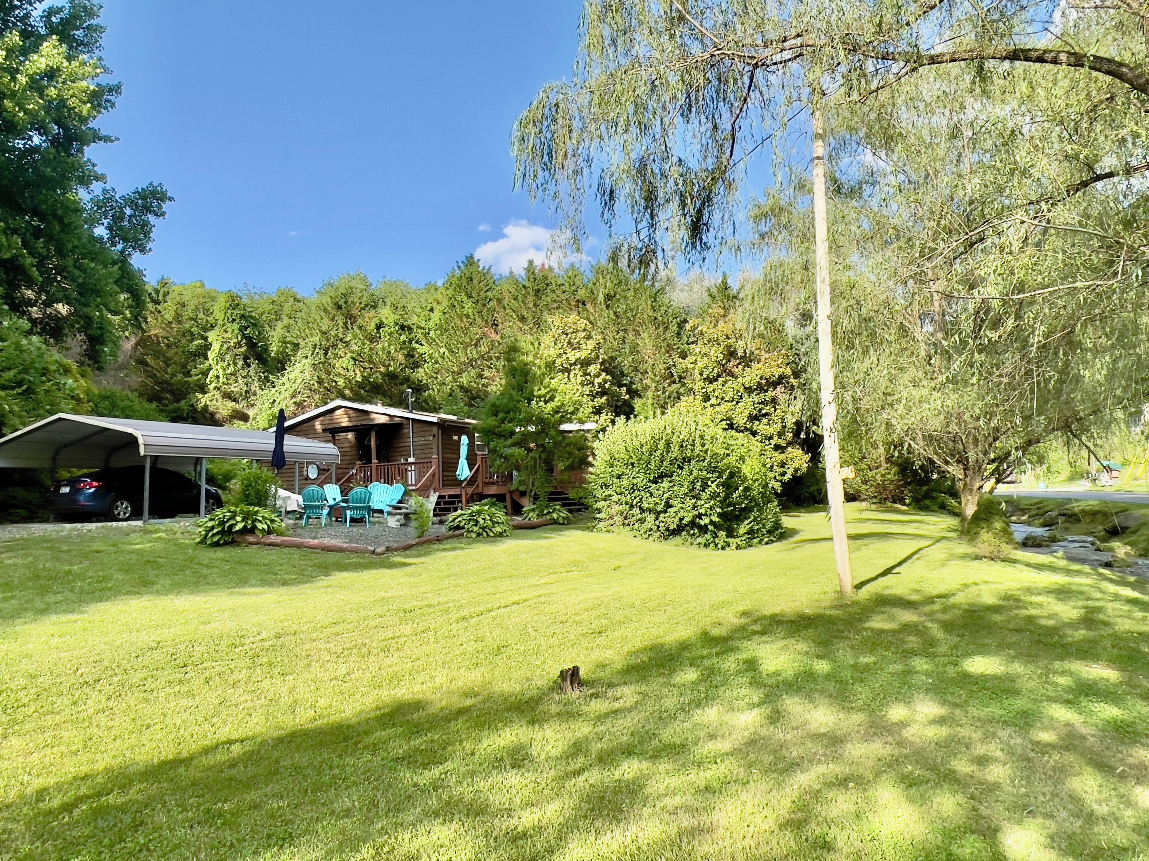 Yellow Creek Mountain Retreat, Creekside Paradise