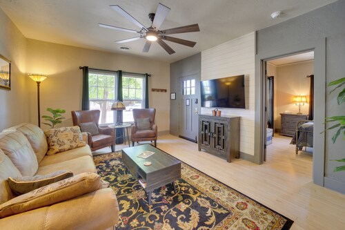 < 1 Mi to Dtwn: Home w/ Deck in Clarkdale!