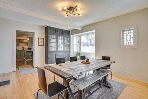 Dining Area | Dishware/Flatware