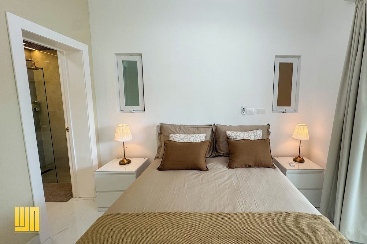 Appartement Luxe | 1 chambre, coffres-forts dans les chambres, rideaux occultants