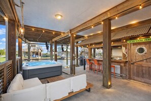 Baignoire à remous intérieure