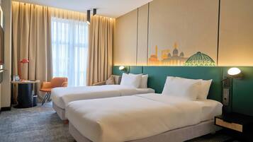 1 bedroom, hypo-allergenic bedding, in-room safe, desk