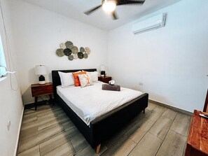 2 quartos, berço de viagem, Wi-Fi de cortesia, roupa de cama