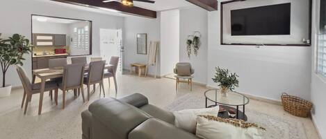 تلفزيون ذكي