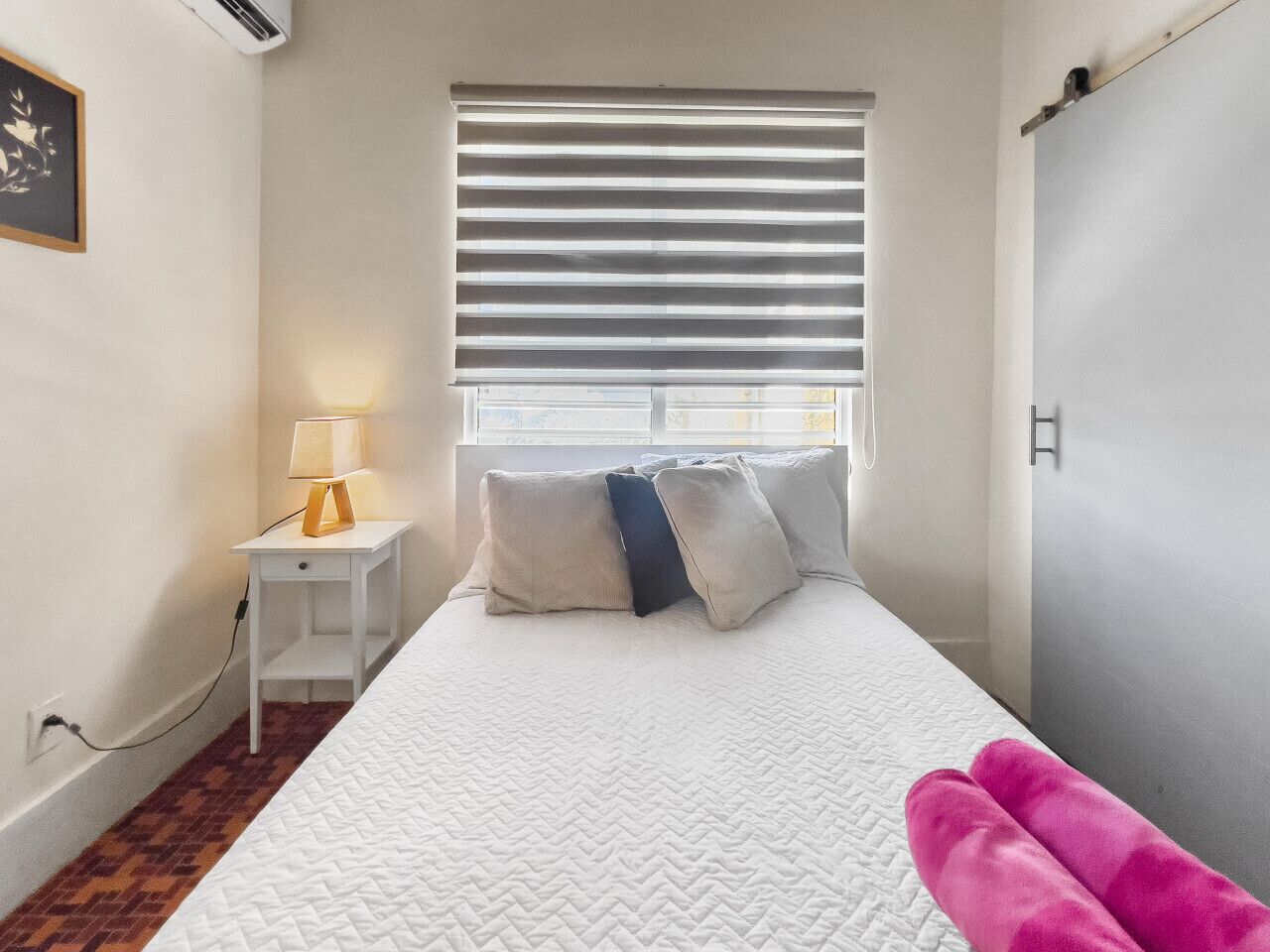 2 bedrooms, desk, travel crib, free WiFi