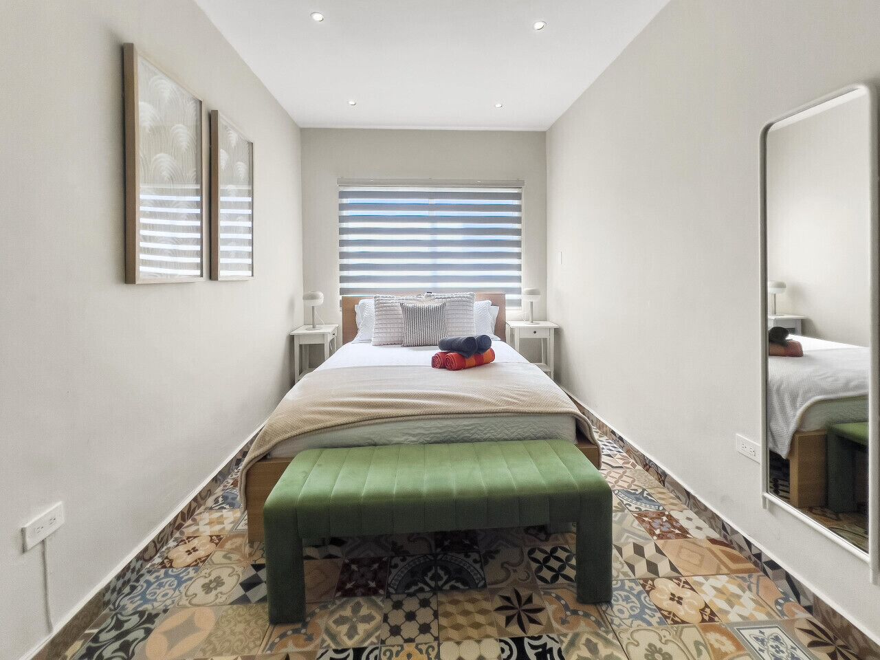2 bedrooms, desk, travel cot, free WiFi