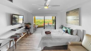 Desk, travel cot, free WiFi, bed sheets