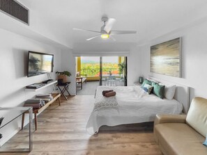 Desk, travel crib, free WiFi, bed sheets - Ocean View Getaway for 4 in Beautiful Palmas (Palmas del Mar)