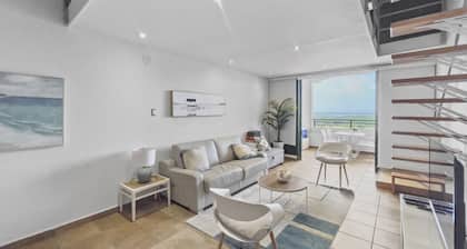 Modern Loft Style Apt w/ Beautiful View w/ Pool