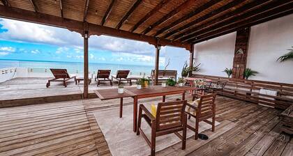 Hiddem Gem w/ Ocean View & Rooftop @ Old San Juan