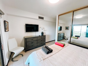 2 quartos, berço de viagem, Wi-Fi de cortesia, roupa de cama