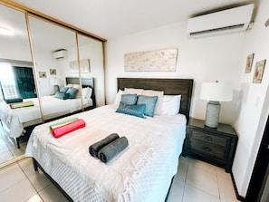 2 slaapkamers, reisbedje, gratis wifi, beddengoed