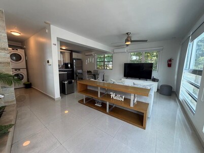 Elegant Modern PH W/ Balcony & Parking