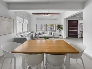 Interior - Spacious and Modern Villa with Pool in Ocean Park (San Juan)