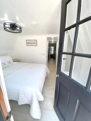 2 chambres, bureau, fer et planche Ă repasser, accĂšs au Wi-Fi (inclus)
