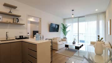 Departamento | Área de sala de estar | Smart TV de 40 pulgadas con canales por cable