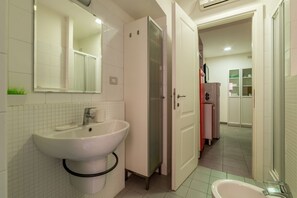 Shower, bidet