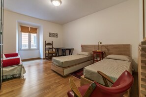 2 bedrooms