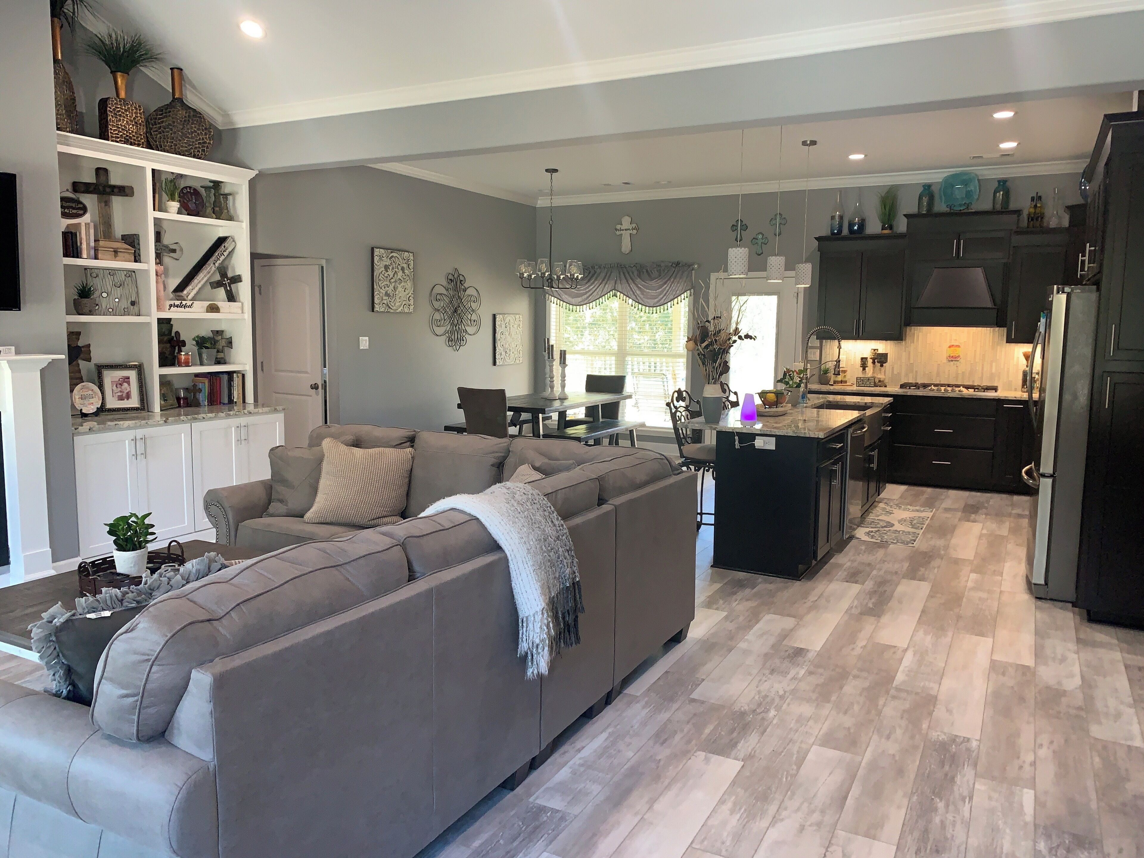 智能電視、壁爐、打印機