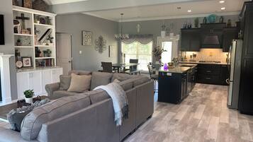 智能電視、壁爐、打印機