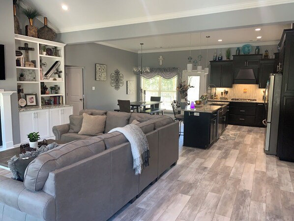 Smart TV, fireplace, printers