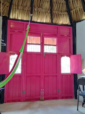 Melipona | Individually decorated, individually furnished, desk, laptop workspace - Hotel y Museo Aldea Maya Toktli Orígenes (Izamal)