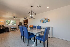 Dining - Casa Puerta Azul-Best Location! (Chandler)