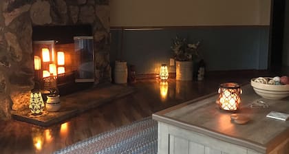 Waterfront home on a beautiful wooded, private1 acre lot on Sam Rayburn.