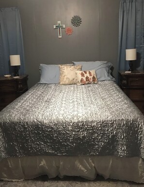3 Schlafzimmer, Zimmersafe, Bügeleisen/Bügelbrett, kostenloses WLAN