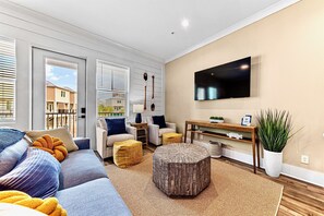 Smart TV - Sleeps 10! En suite baths! Beach Access-Pool (Gulf Shores)