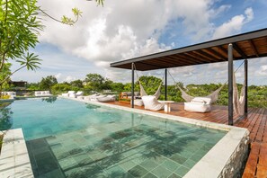 Piscina externa