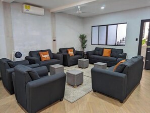 Interior - Mission House, sleeps up to 20 (Ciudad Sandino)