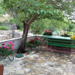 House, Smoking - Holiday Houses, Villas Role - Retro & Affordable (Starigrad)