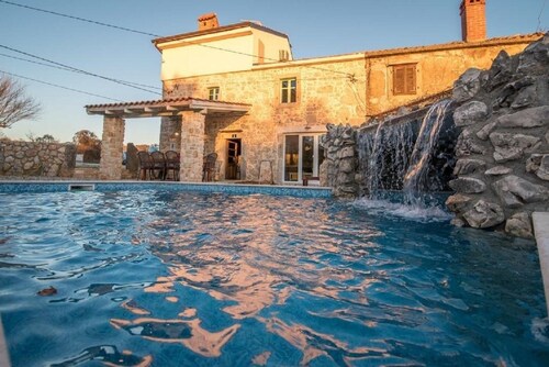 Holiday Houses, Villas Frank - With Pool