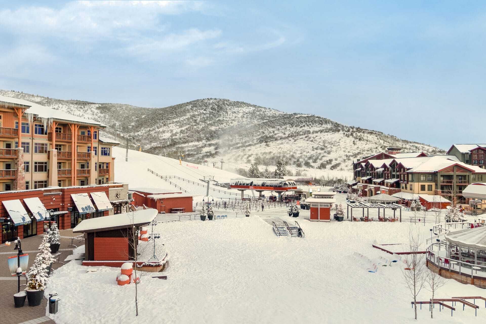 Ski-in / ski-out access via Red Pine Gondola