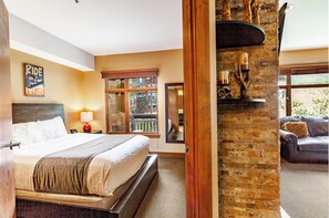1 bedroom, iron/ironing board, free WiFi, bed sheets - Sundial B309-B | Ski-in/Ski-out | Washer/Dryer | Mountain Views | Pools & Hot Tubs (Park City)