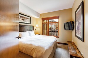 1 chambre, bureau, fer et planche à repasser, accès au Wi-Fi (inclus)