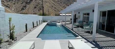 Piscine extérieure, piscine chauffée